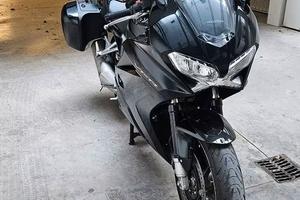 HONDA VFR 2014