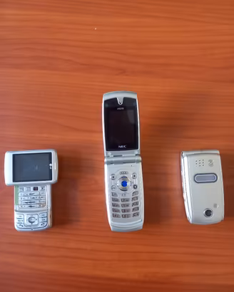3 cellulari