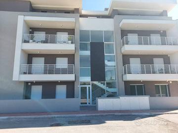 Appartamento di 144 m² con 4 locali e box auto a P