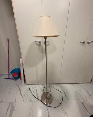 lampada piantana ikea