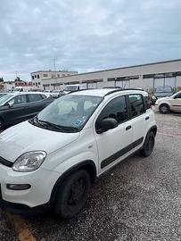 Panda 4 x 4