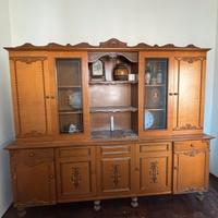 credenza antica in legno