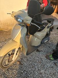 Aprila Scarabeo