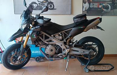 Aprilia Dorsoduro 750! Spettacolo!