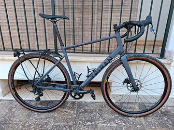 Bici gravel GRVL 520 TG XL - SRAM Apex con upgrade