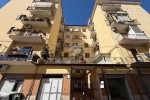 3 LOCALI A SALERNO