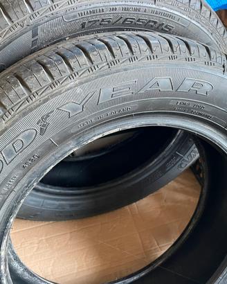 Pneumatici goodyear