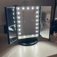 Specchio per il trucco a led