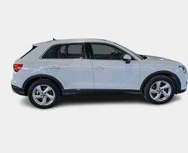 AUDI Q3 35 TDI S tronic Business Advanced