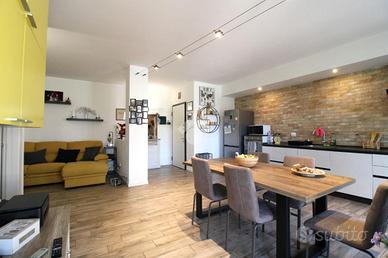 4 LOCALI A MIRANDOLA