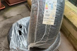 Gomme Goodyear 4 stagioni 225/55/18 102V XL