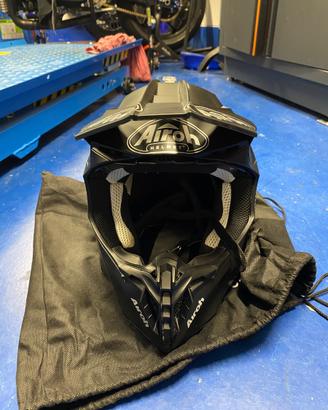 Casco Airoh