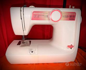 Macchina da cucire TOYOTA  RS2000 CB
Perfetta