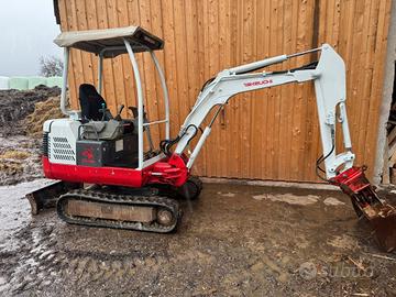 TAKEUCHI TB016 2006