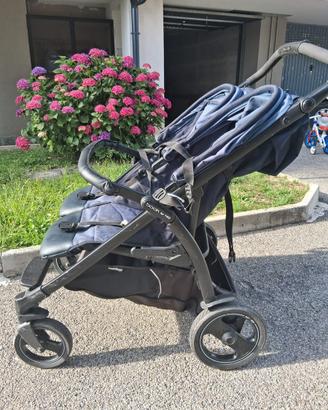 Passeggino doppio in larghezza