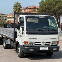 Nissan Cabstar 35.11 cassone fisso