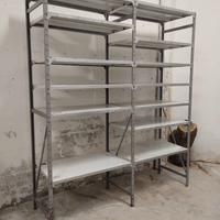 scaffalatura in ferro
