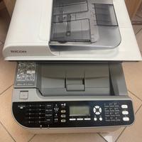 Stampante con scanner Ricoh SP C242SF