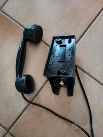 telefono in bachelite 