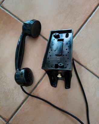 telefono in bachelite 