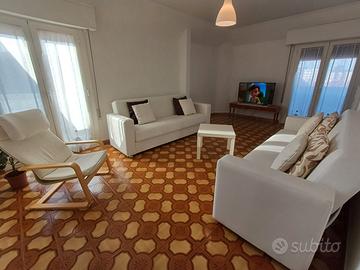 MESTRE ARREDATO 4 CAMERE 1200 EURO MESE