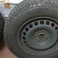 gomme invernali 195 65 15 con cerchi
