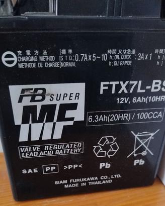 Batteria moto 12 v 6 Ah utilizzata una sola volta!