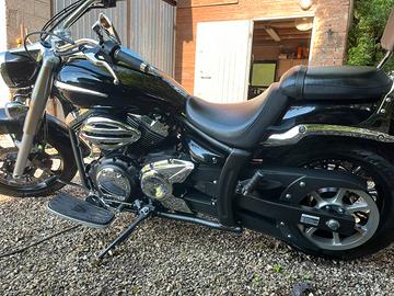 YAMAHA XVS950A MIDNGHTSTAR