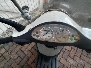 Scooter piaggio 50 cc 4 tempi
