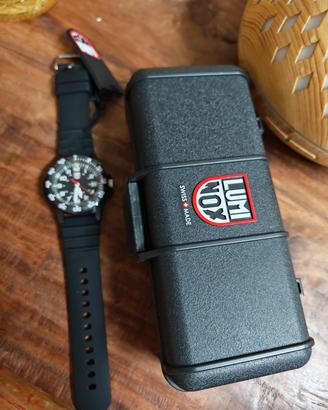 orologio  LUMINOX 39MM