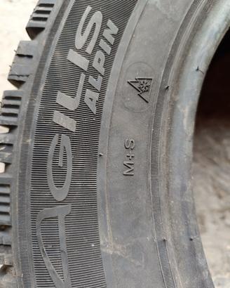 Pneumatici Invernali Michelin Alpin 215/65 R16