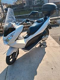 Honda PCX 125 - 2010 non trattabile