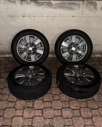 Set di 4 cerchi in lega Peugeot da 16