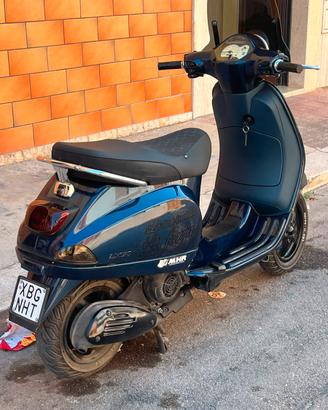 Vespa lx 2009 50