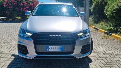 Audi Q3 2.0 TDI 150 CV Business