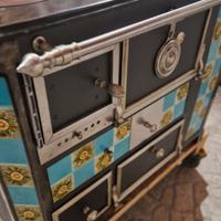 Antica stufa restaurata  (cucina economica)