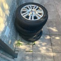 Cerchi gommati in lega fiat