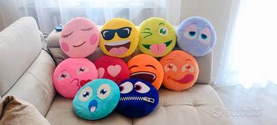Set 10 cuscini emoticon
