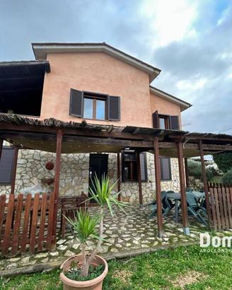 Villa di 130 m² con 4 locali a Capalbio