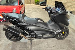 Tmax 560 