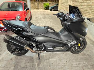 Tmax 560 