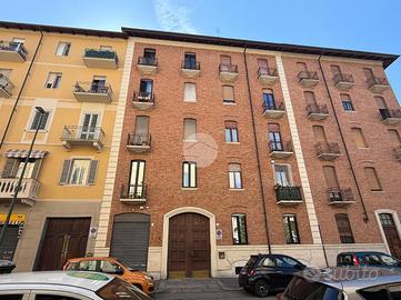 4 LOCALI A TORINO