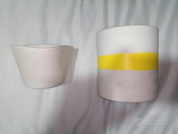 2 vasi di terracotta per piante  e 2 sottovasi
