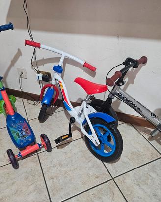 2 bici ed un monopattino