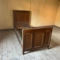 Letto singolo in legno
