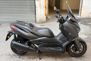 Yamaha xmax 300 