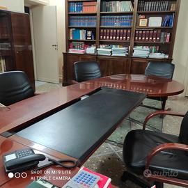 SCRIVANIA POLTRONE E SEDIE  UFFICIO