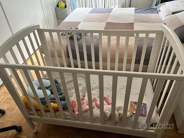 Lettino per bambini modello Alice Giordani