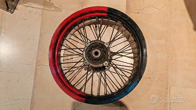 Cerchio posteriore moto husqavrna 125 SM del 2008