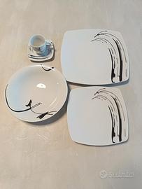 Servizio piatti  e tazzine in porcellana